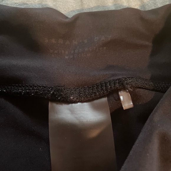 Sarah’s Day x WFA Blackout Sweet and Sassy Legging Medium - Picture 4 of 4